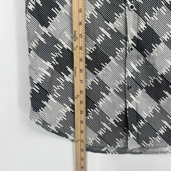 Robert Graham Mens Geometric Optical Illusion Short Sleeve Button Down Shirt S - Picture 7 of 7